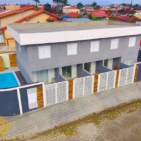 Peruibe: Casa Em Condominio C/ Piscina Exterior foto